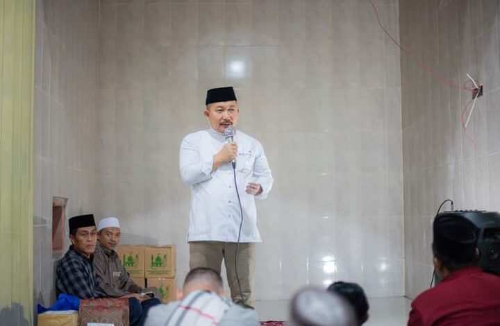 Gelar Safari Ramadhan, Bupati Banggai Tinjau Langsung Perbaikan Jalan di Kecamatan Bualemo