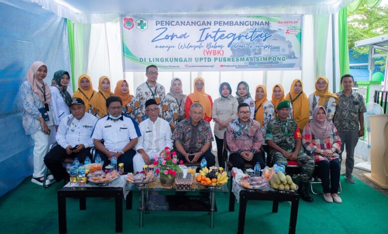 Bupati Banggai Dorong Puskesmas Simpong Raih Predikat Wilayah Bebas Korupsi Nama berkas: