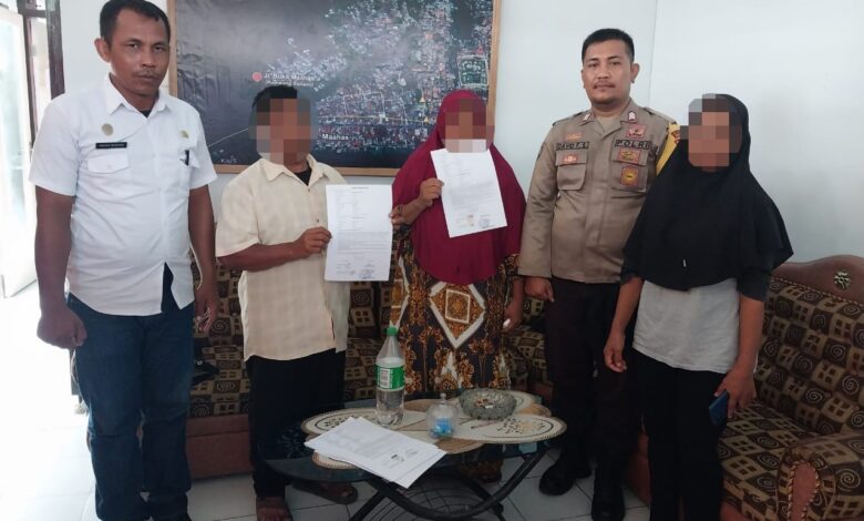 Berakhir Damai, Bhabinkamtibmas Polsek Luwuk Mediasi Masalah Perselingkuhan