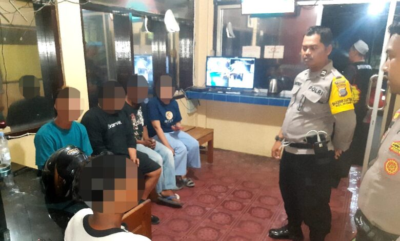 Polisi Berhasil Damaikan Perkelahian Antar Pemuda di Pasar Simpong