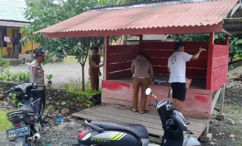 Jelang HUT Bhayangkara ke-77, Kapolsek Batui Cek Kesiapan Poskamling Untuk Diperlombakan