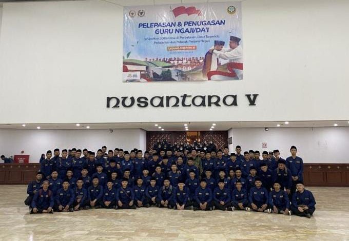 DDII Lepas 130 Guru Ngaji Ke Daerah-daerah Tertinggal