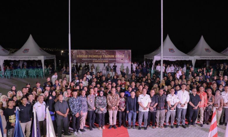 Polres Banggai Amankan Kirab Pemilu 2024 dan Konsolidasi Akbar Badan ADHOC KPU RI