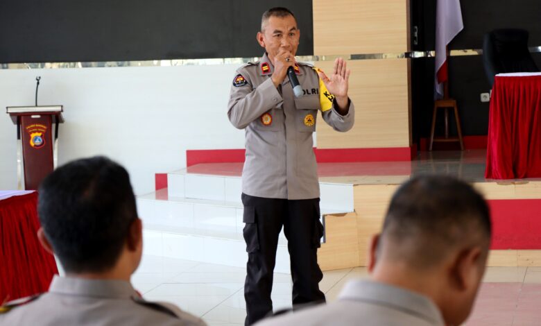 Selama Pemilu 2024, Kasi Humas Polres Banggai Minta Anggota Jaga Jempol di Medsos