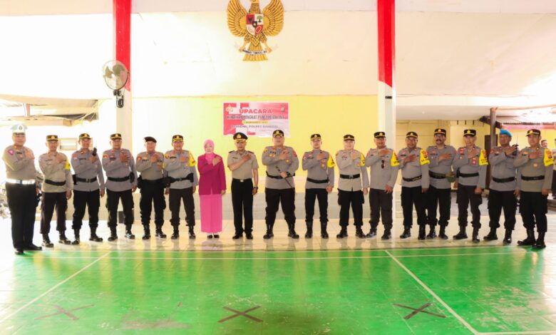 Plh Kapolsek Luwuk Naik Pangkat Dari AKP Menjadi Kompol